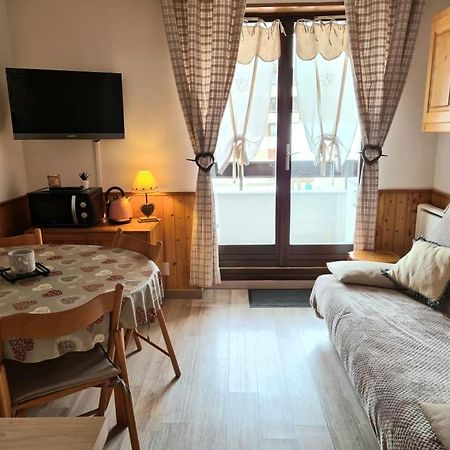 Bel Appartement Samoens La Cour Classe 2 Etoiles ภายนอก รูปภาพ